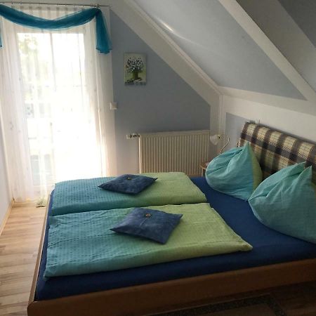 Gaestehaus Lindenhof Jennersdorf Bagian luar foto