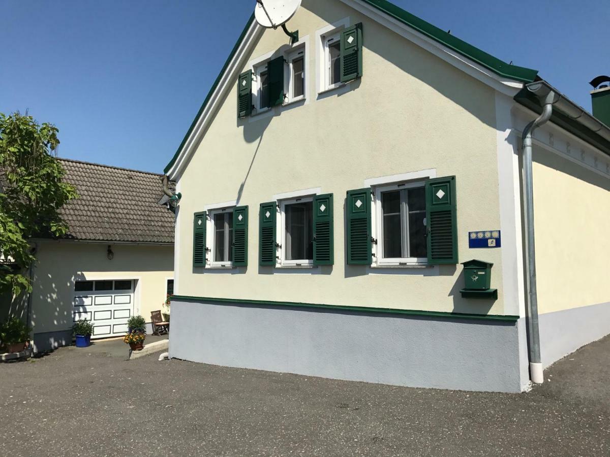 Gaestehaus Lindenhof Jennersdorf Bagian luar foto