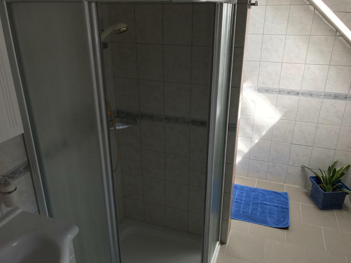 Gaestehaus Lindenhof Jennersdorf Bagian luar foto