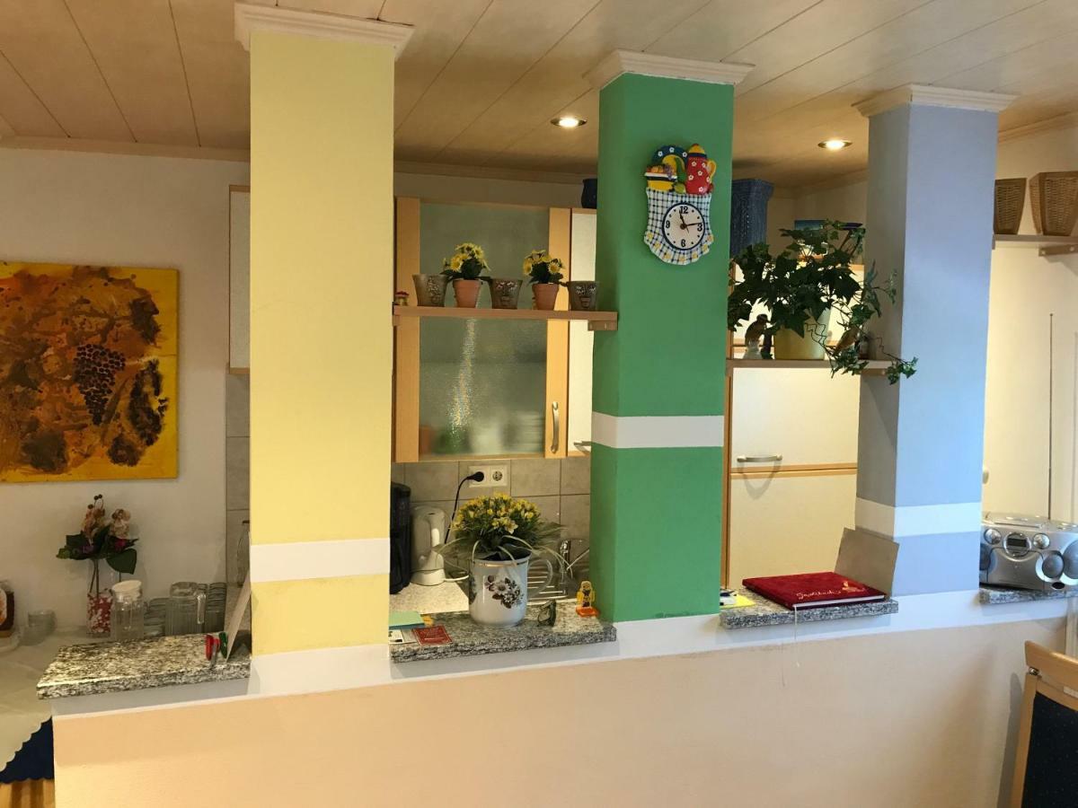 Gaestehaus Lindenhof Jennersdorf Bagian luar foto
