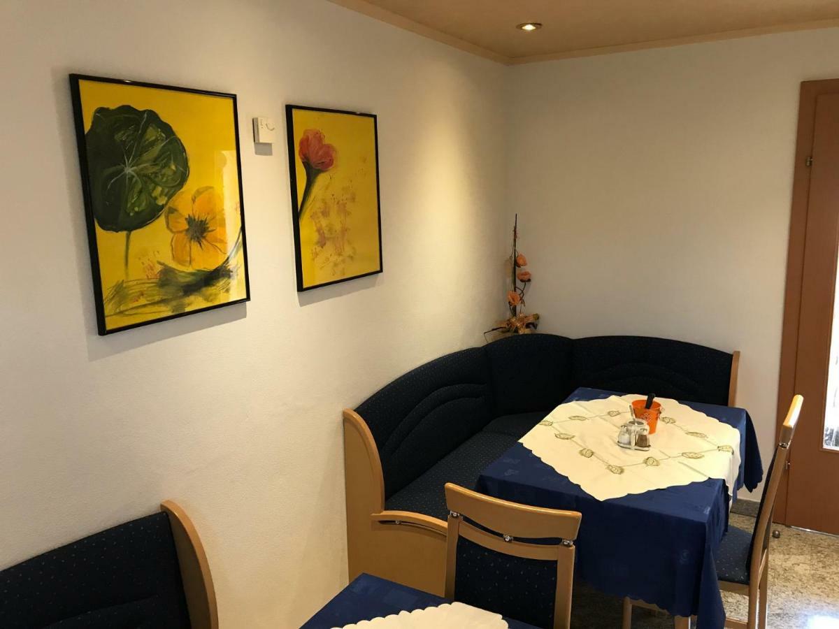 Gaestehaus Lindenhof Jennersdorf Bagian luar foto