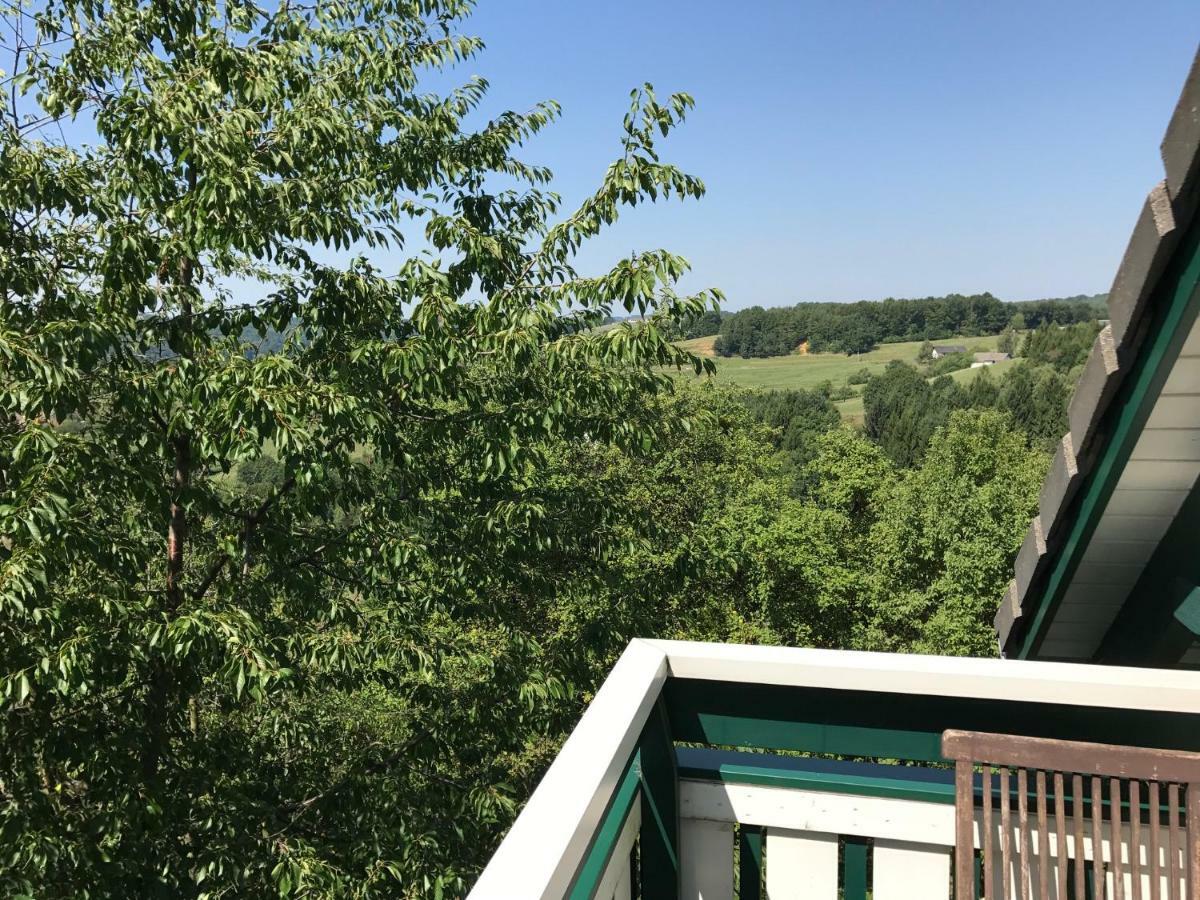 Gaestehaus Lindenhof Jennersdorf Bagian luar foto